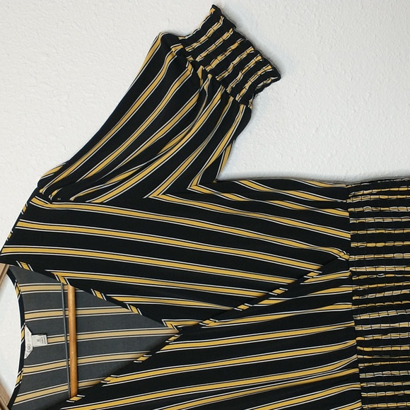 Cato Est 1946 Yellow and Black striped dress size large - Picture 3 of 5